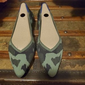 Green Camo pointed Rothy's